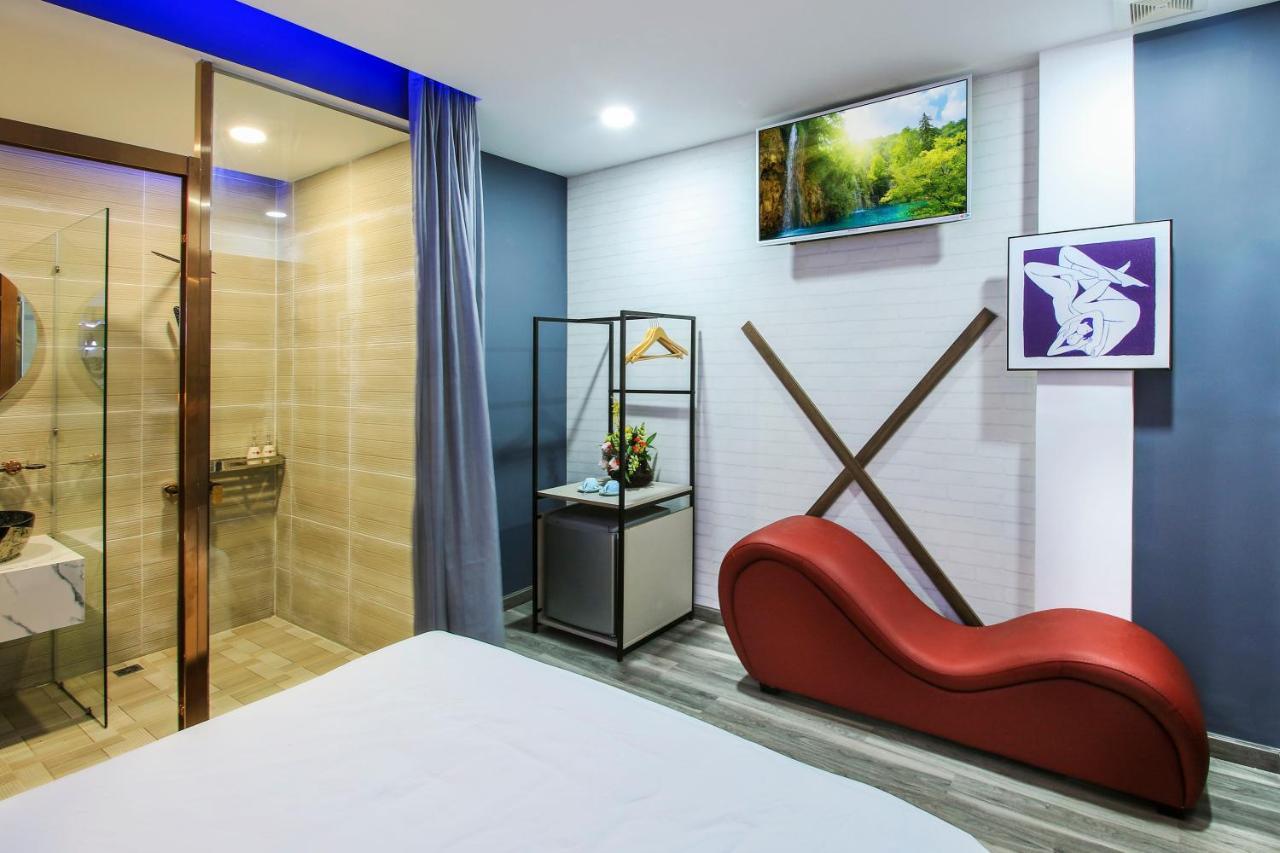 Eros Hotel - Love Hotel Хошимин Екстериор снимка